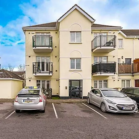 Holywell Rise Swords Hotell Dublin